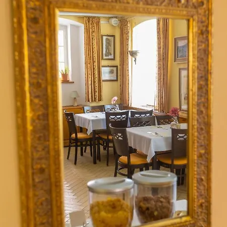 بيت ضيافة U Hradku