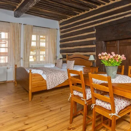 بيت ضيافة U Hradku