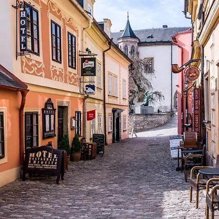 U Hradku Gæstehus 3*
