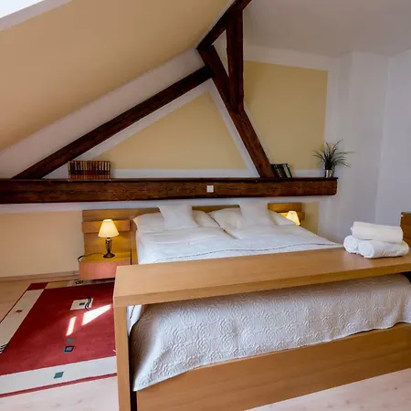 U Hradku كوتنا هورا