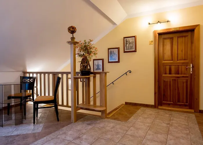 U Hradku Vendégház 4*